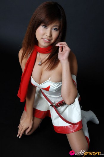 Japanese model gravure nude