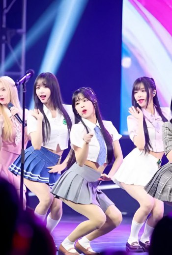 K-pop Idol Girl Group Sex Dance